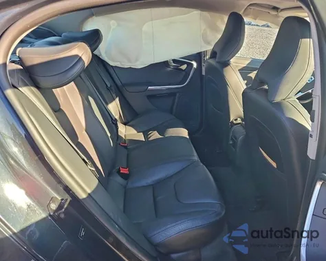 2013 Volvo S60 T5 из США, поврежденный, VIN YV1612FS6D2203555